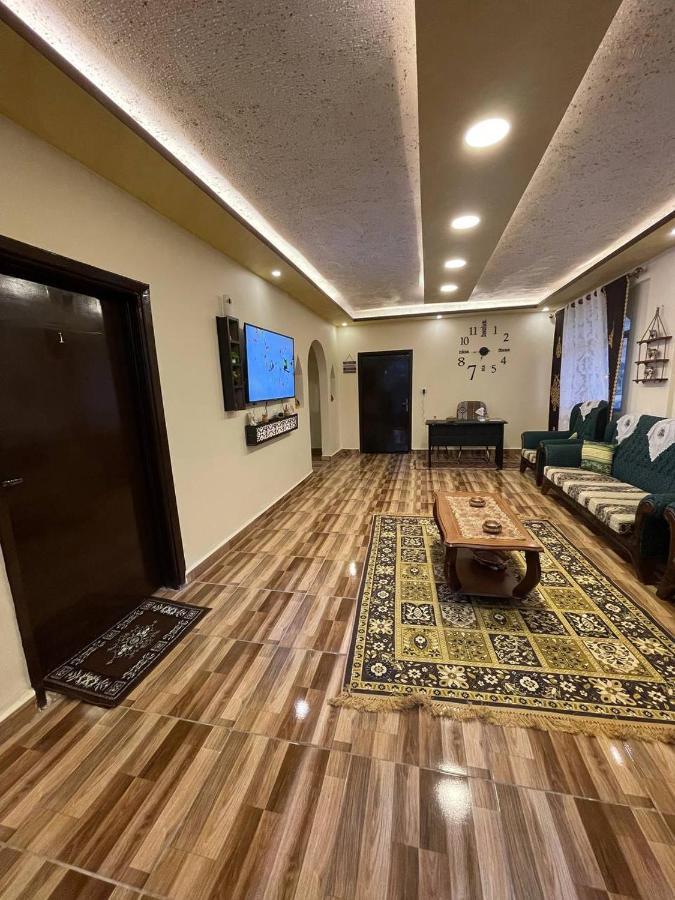Ad Deir Guesthouse 瓦迪穆萨 外观 照片