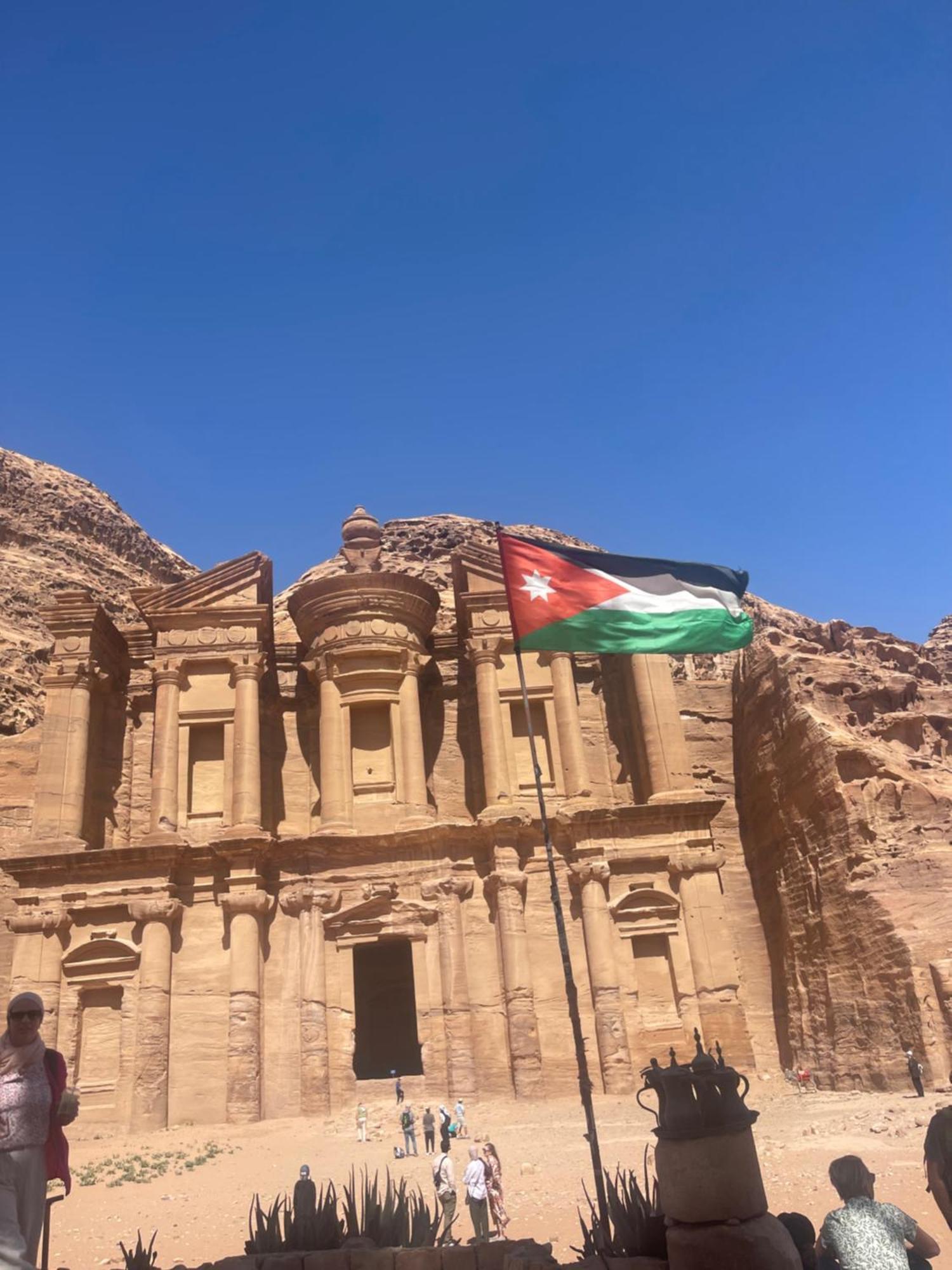Ad Deir Guesthouse 瓦迪穆萨 外观 照片